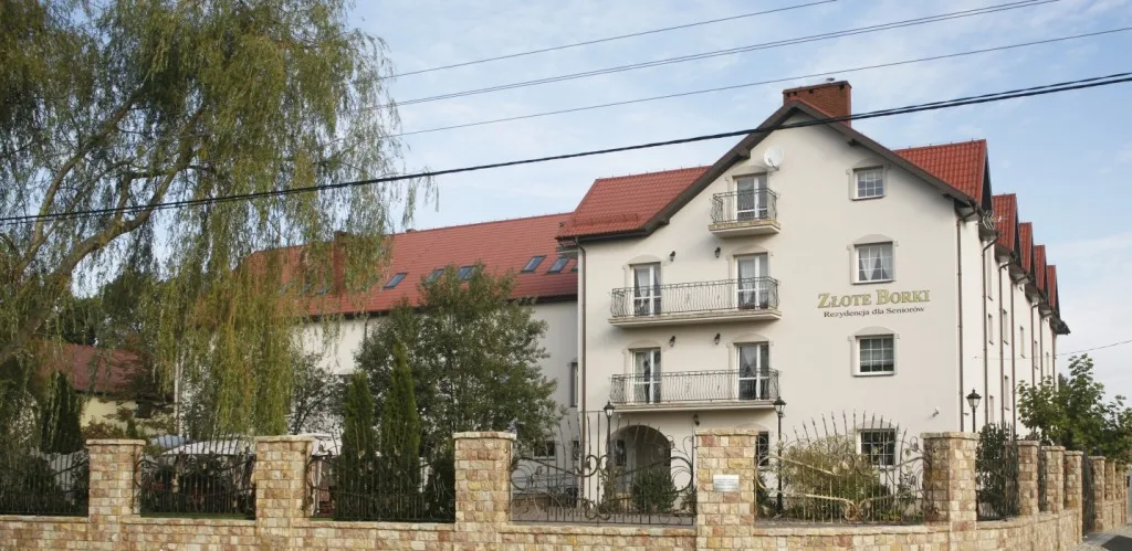 Rezydencja dla Seniorów „Złote Borki” w Borkach Małych — Zdjęcie 2 z 12