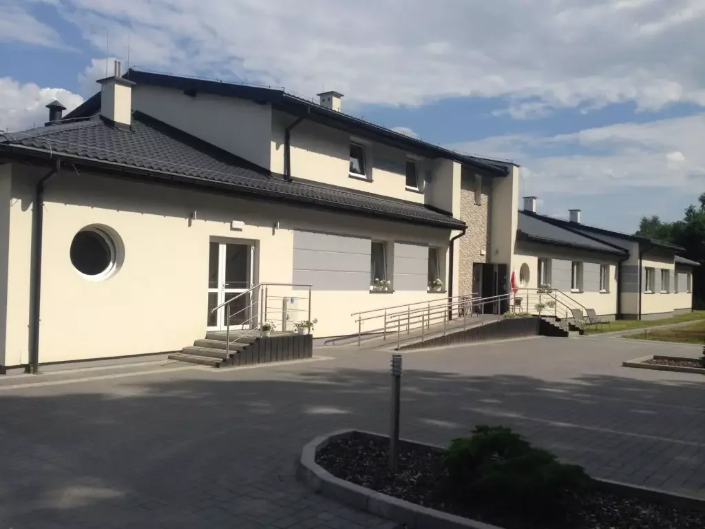 Dom Aktywnego Seniora „Biały Bez” w Ruścu — Zdjęcie 1 z 6